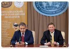 Signing of the collaboration agreement between the Eurasian Centre for the Study of the Far Eastern Leopard and the Russian Geographical Society