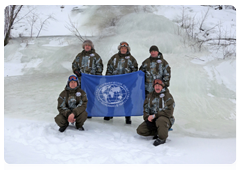 Участники зимней научной экспедиции в заказник «Позарым»