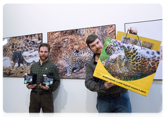 Land of the Leopard researchers Gleb Sedash and Pyotr Sonin and their prizes for the Camera Trap 2017 contest