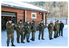 Hunting supervision department inspectors at the opening of the ranger station in the Anuchinsky District, Primorye Territory. Photo by Igor Novikov (Primorye Territory administration)