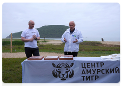 Amur Tiger Centre Director General Sergei Aramilev and Lazovsky Nature Reserve Director Vladimir Aramilev
