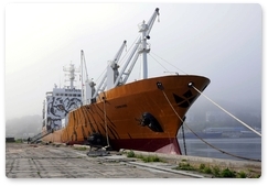 «Тигрофлот» – первое в мире крупное морское судно с изображением амурского тигра